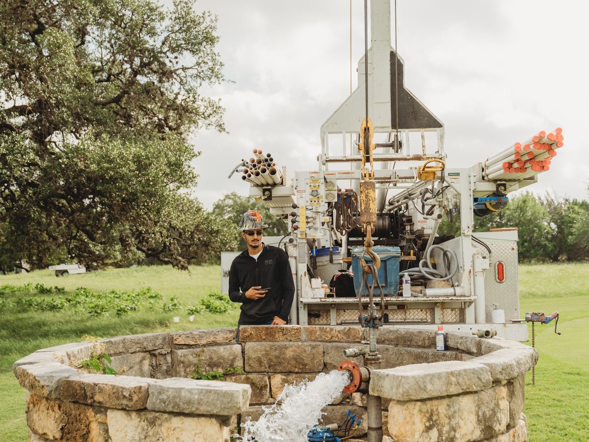 TR Drilling crew at work in the Texas Hill Country